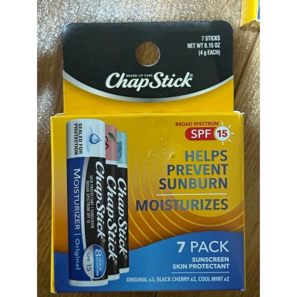 Chapstick 28 count - Picture 2 of 4